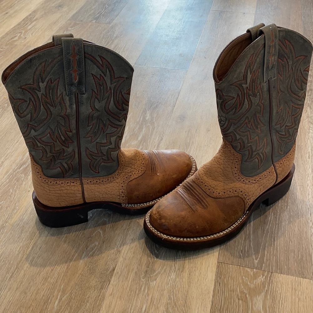 Ariat cowboy boots